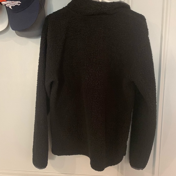 Pink Victoria’s Secret Sherpa quarter zip - Picture 3 of 3